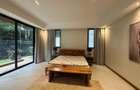 Furnished 4 Bed Apartment with En Suite in Spring Valley - 13