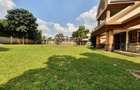 5 Bed House with En Suite in Runda - 14