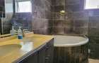 Furnished 3 Bed Apartment with En Suite in Riverside - 10