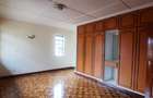 5 Bed Townhouse with En Suite in Lavington - 4