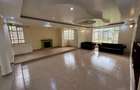 5 Bed House with En Suite at Membley - 13