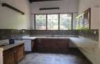 4 Bed House with En Suite in Lake View - 18