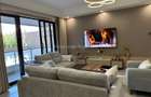 Serviced 2 Bed Apartment with En Suite in Riverside - 17