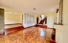 4 Bed Townhouse with En Suite at Off Red Hill Rd - 3