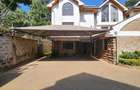 5 Bed Townhouse with En Suite at Hatheru Road - 1