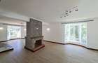 5 Bed House with En Suite in Rosslyn - 18