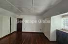 2 Bed House with En Suite in Rosslyn - 8