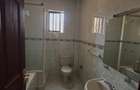 3 Bed Apartment with En Suite in Brookside - 8