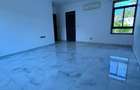 5 Bed Villa with En Suite at Moyne Drive - 7