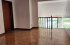 4 Bed Villa with En Suite in Lavington - 2