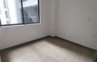 1 Bed Apartment with Gym in Riverside - 3