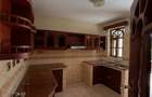 4 Bed Townhouse with En Suite in Lavington - 3