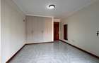 1 Bed Apartment with En Suite at School Lane - 9