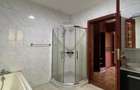 5 Bed Townhouse with En Suite at Othaya Road - 5