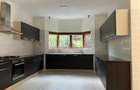 4 Bed Townhouse with En Suite in Runda - 5