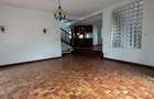 5 Bed Townhouse with En Suite in Lavington - 4