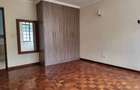 4 Bed Townhouse with En Suite in Kitisuru - 9