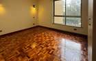 3 Bed Apartment with En Suite at Othaya Road - 16
