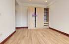 4 Bed Apartment with En Suite at City Park Drive - 15