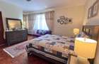 5 Bed Villa with En Suite in Lake View - 8