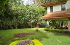 5 Bed House with En Suite at Rosslyn Lone Tree - 5