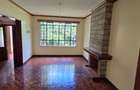 4 Bed Townhouse with En Suite at Brookside Garden - 18