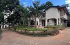 5 Bed House with En Suite in Runda - 20