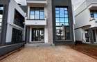 4 Bed Townhouse with En Suite at Eastern Bypass - 2