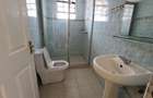 4 Bed House with En Suite in Ridgeways - 17