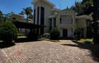 5 Bed Townhouse with En Suite at James Gichuru - 2