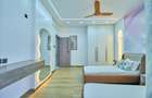 3 Bed Apartment with En Suite at Kiziwi Round About - 8