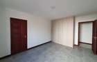 3 Bed Apartment with En Suite in Parklands - 13