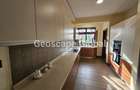 Furnished 2 Bed Apartment with En Suite in Spring Valley - 5