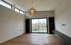 5 Bed Townhouse with En Suite in Runda - 6