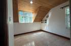 5 Bed Townhouse with En Suite in Rosslyn - 8