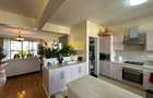 3 Bed Apartment in Brookside - 4