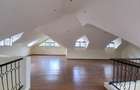 5 Bed Townhouse with En Suite at Lavington Green - 14