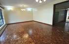 5 Bed Townhouse with En Suite at School Lane - 3
