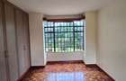 5 Bed Townhouse with En Suite at Rosslyn Garden - 6