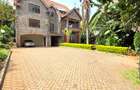 5 Bed Townhouse with En Suite at Lavington Green - 3