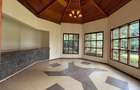 5 Bed House with En Suite in Runda - 18