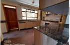 5 Bed Townhouse with En Suite in Lavington - 18
