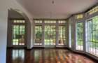 5 Bed Townhouse with En Suite in Rosslyn - 17