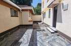 5 Bed House with Garden in Rosslyn - 8