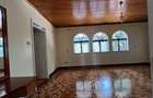 4 Bed Townhouse with En Suite at Brookside - 16