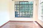 4 Bed Townhouse with En Suite in Lavington - 17