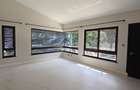 3 Bed Townhouse with En Suite at Spring Valley - 10