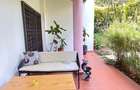 4 Bed Apartment with En Suite in Spring Valley - 11