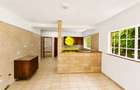 5 Bed House with En Suite in Rosslyn - 7