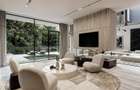6 Bed Villa with En Suite in Lavington - 3